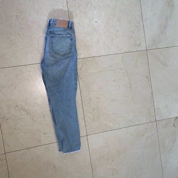Zara Jeans - Picture 2 of 6